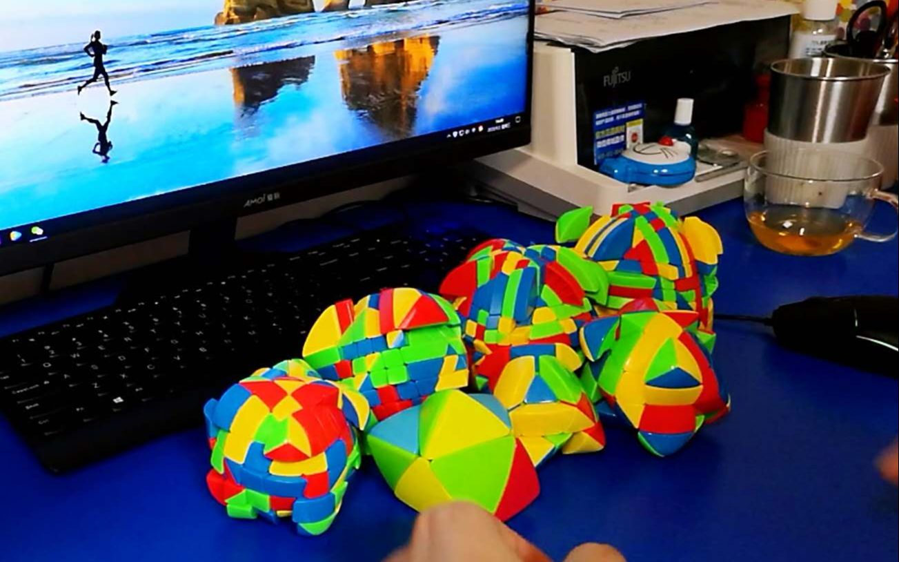 我已经瞎了挑战连续复原二到八阶粽子魔方总耗时三小时四十分钟跳转