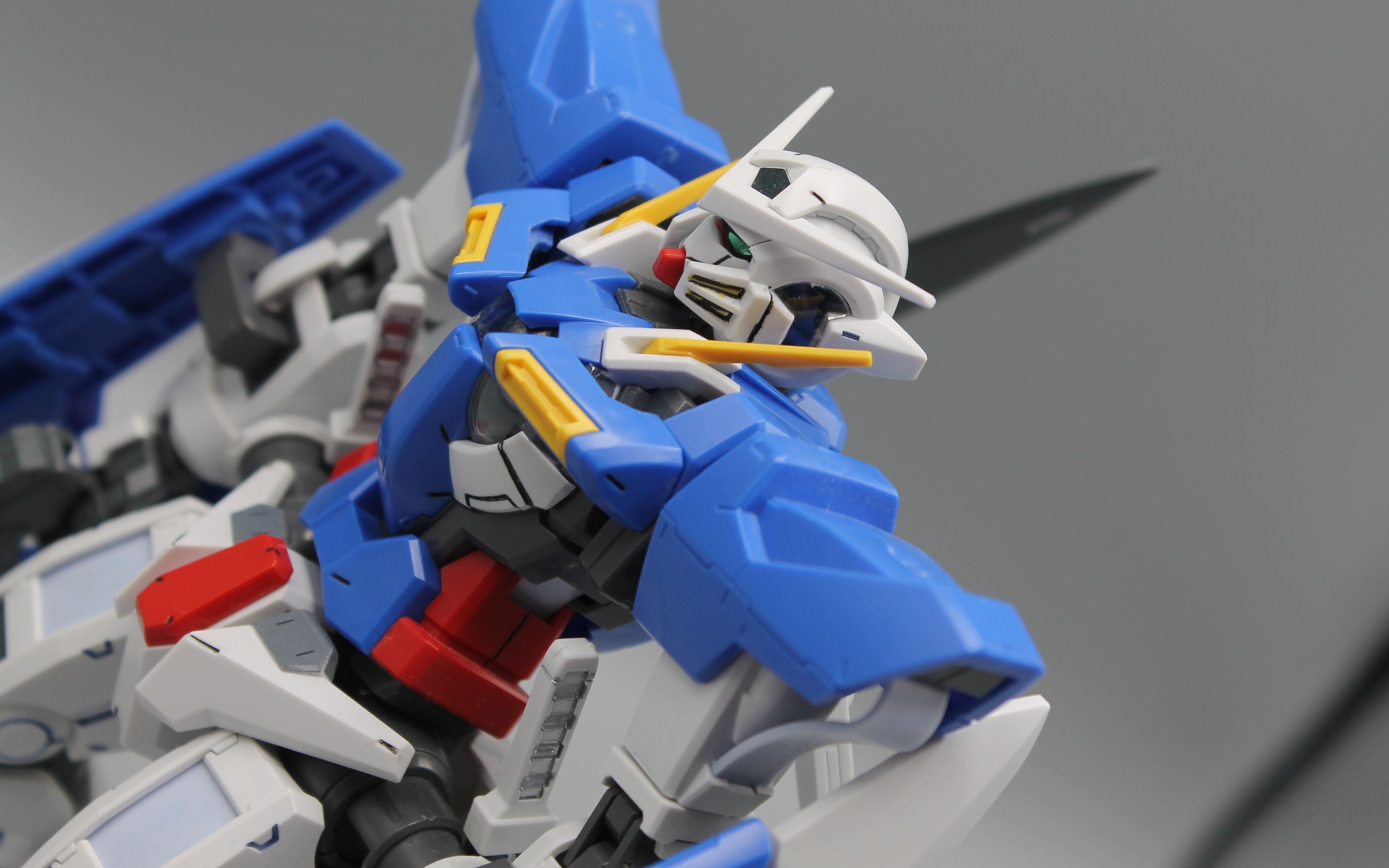 近战专家,暴力担当,gundam exia 能天使与他的7把剑火爆来袭