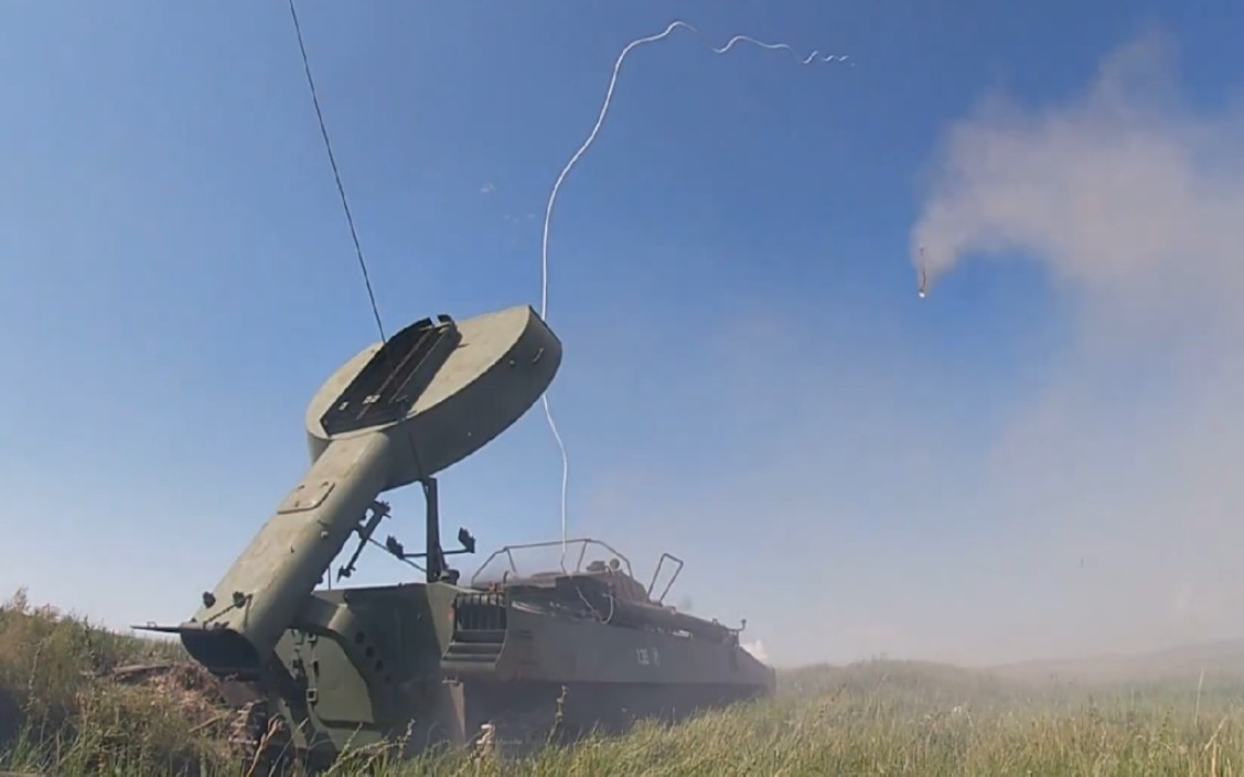 【军事】俄罗斯陆军ur-77火箭排雷车_哔哩哔哩 (゜-゜)つロ 干杯