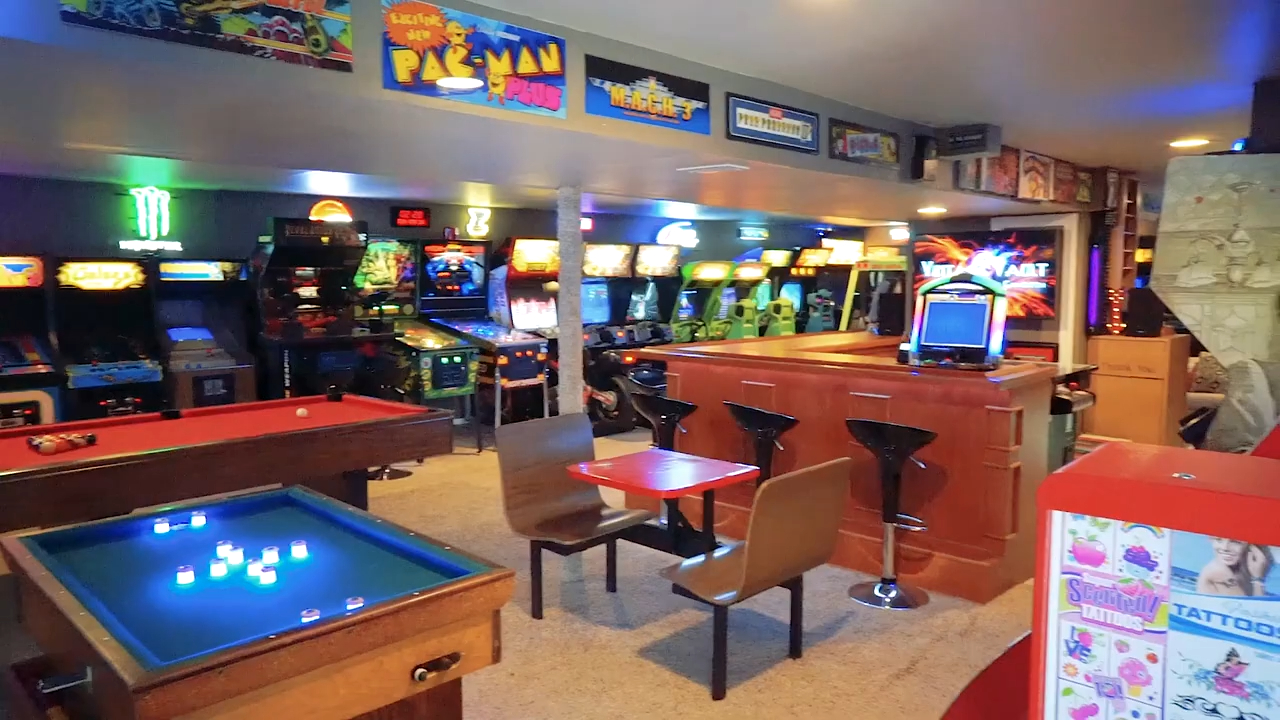 (转)别墅地下室 自建街机房(2020年拍摄)