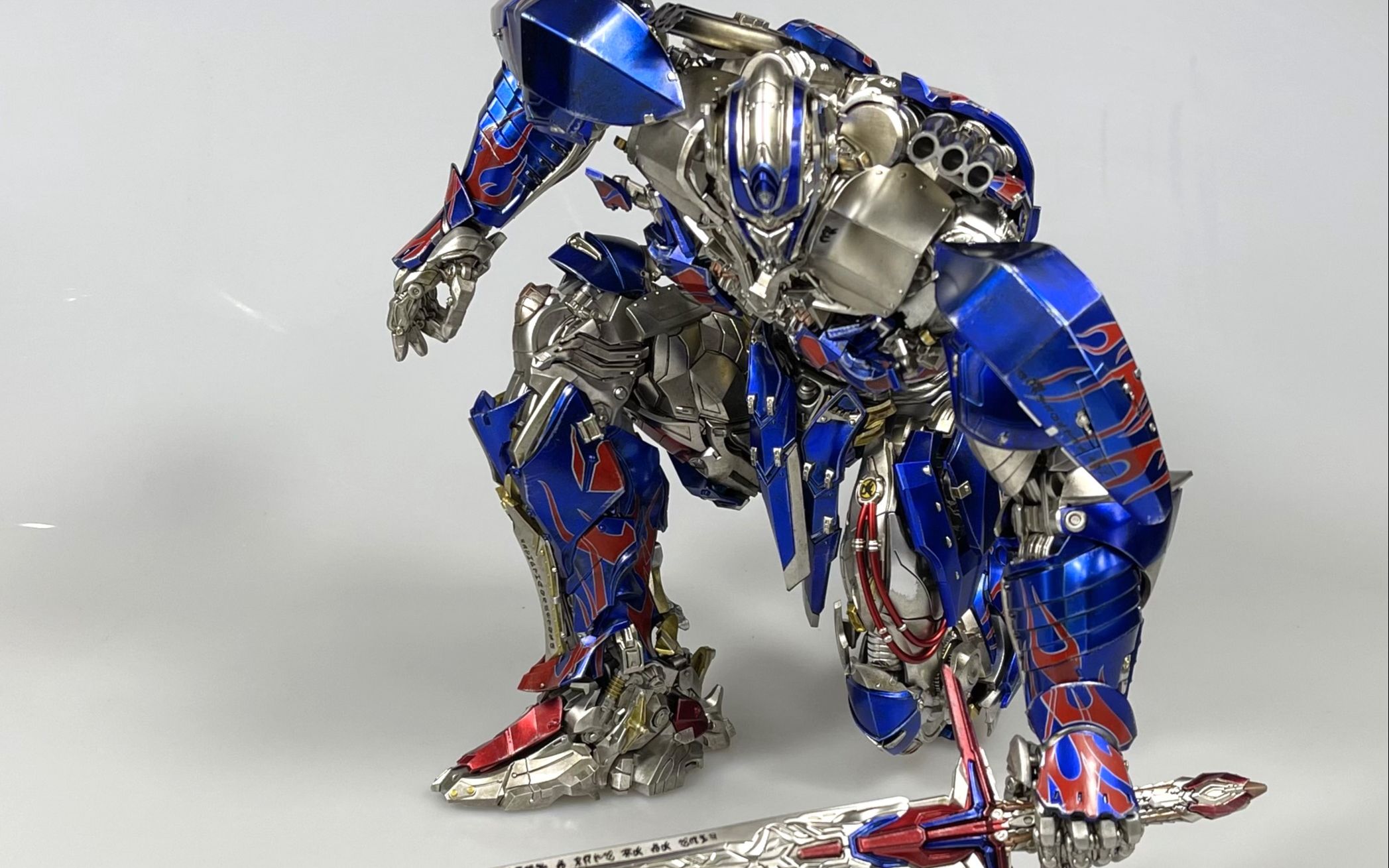 玩具三分半 38 —— threezero dlx 骑士擎天柱