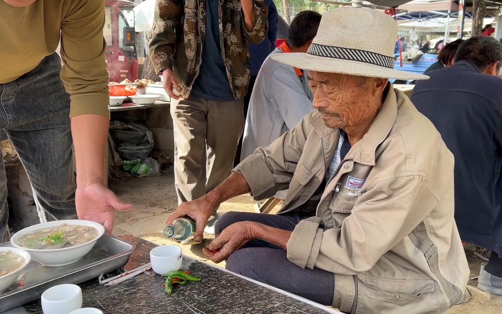 在临沂平邑县郑城镇赶大集,感受人间烟火的气息!哔哩哔哩bilibili