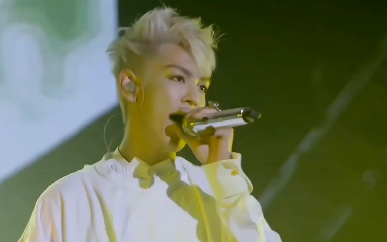 鸡涌曾经在一个综艺里说过:如果以后bigbang变成4个人,希望大家还能爱