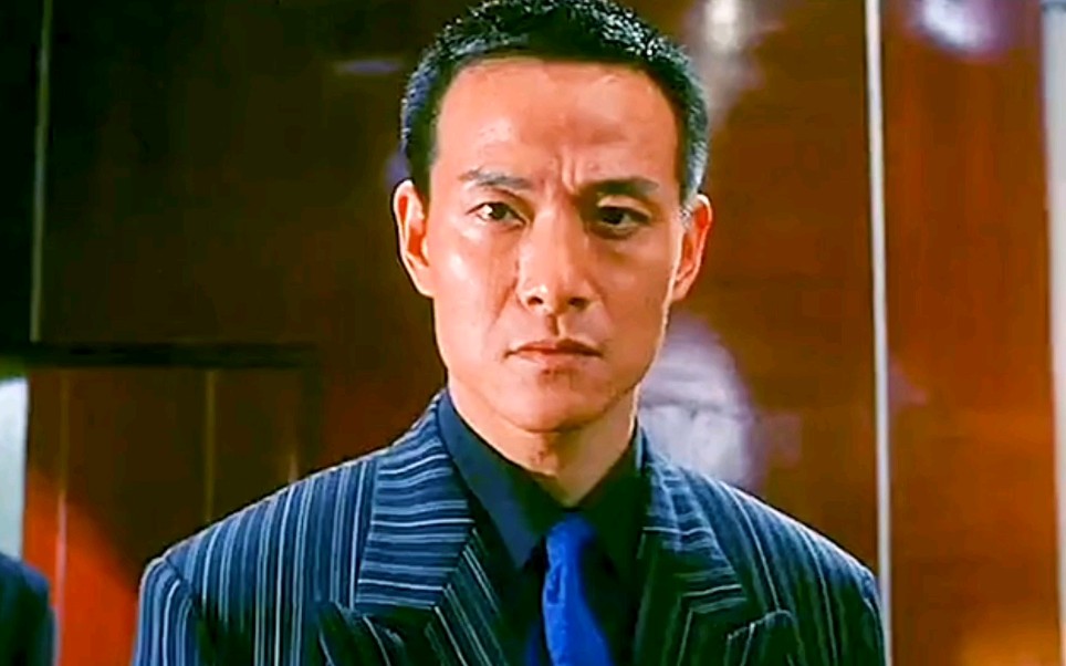 影视:仇笑痴真是白日做梦,以为买通赌神助理就可以打败高进,没想到连