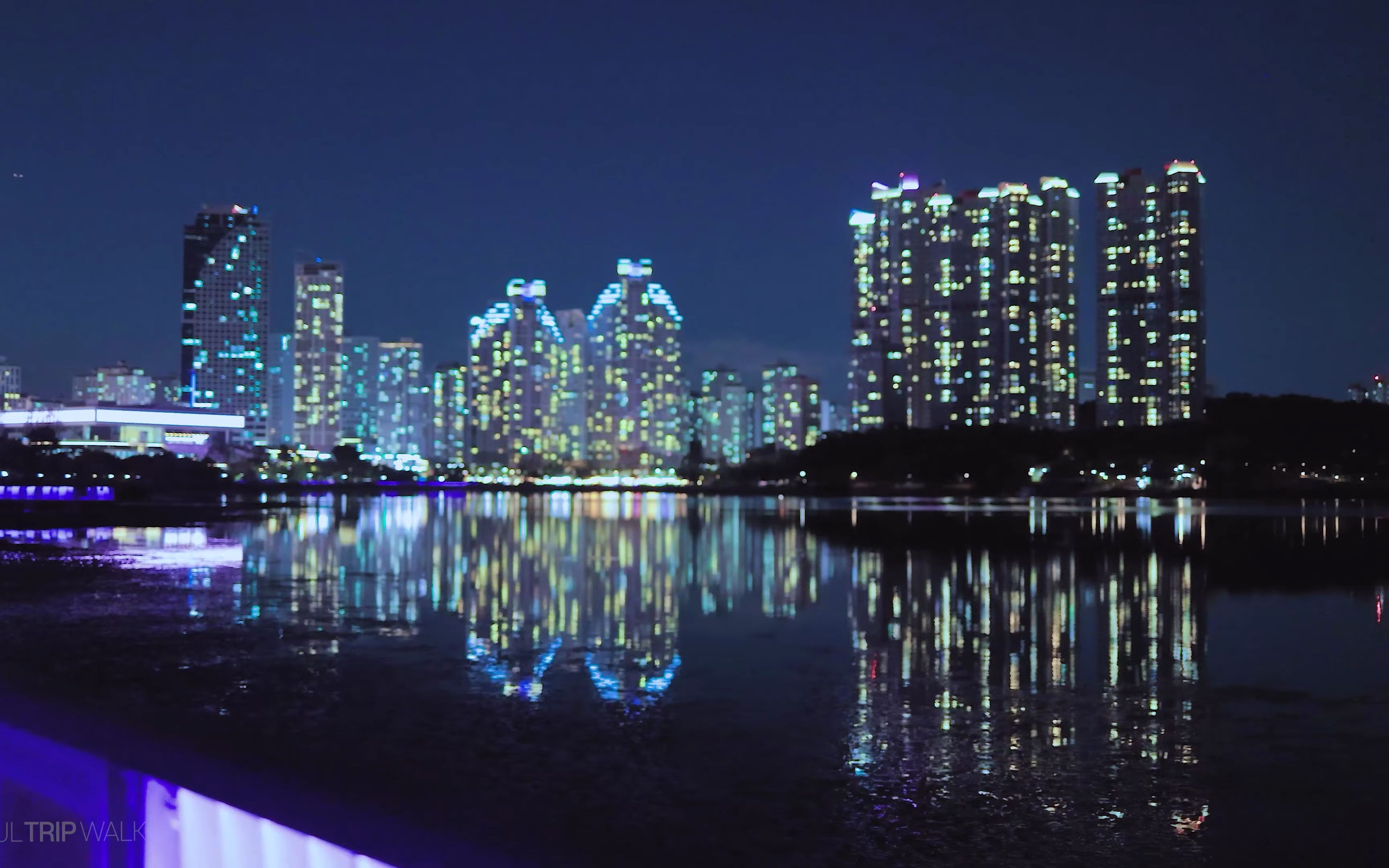 [4k hdr] 夜晚漫步韩国湖畔公园