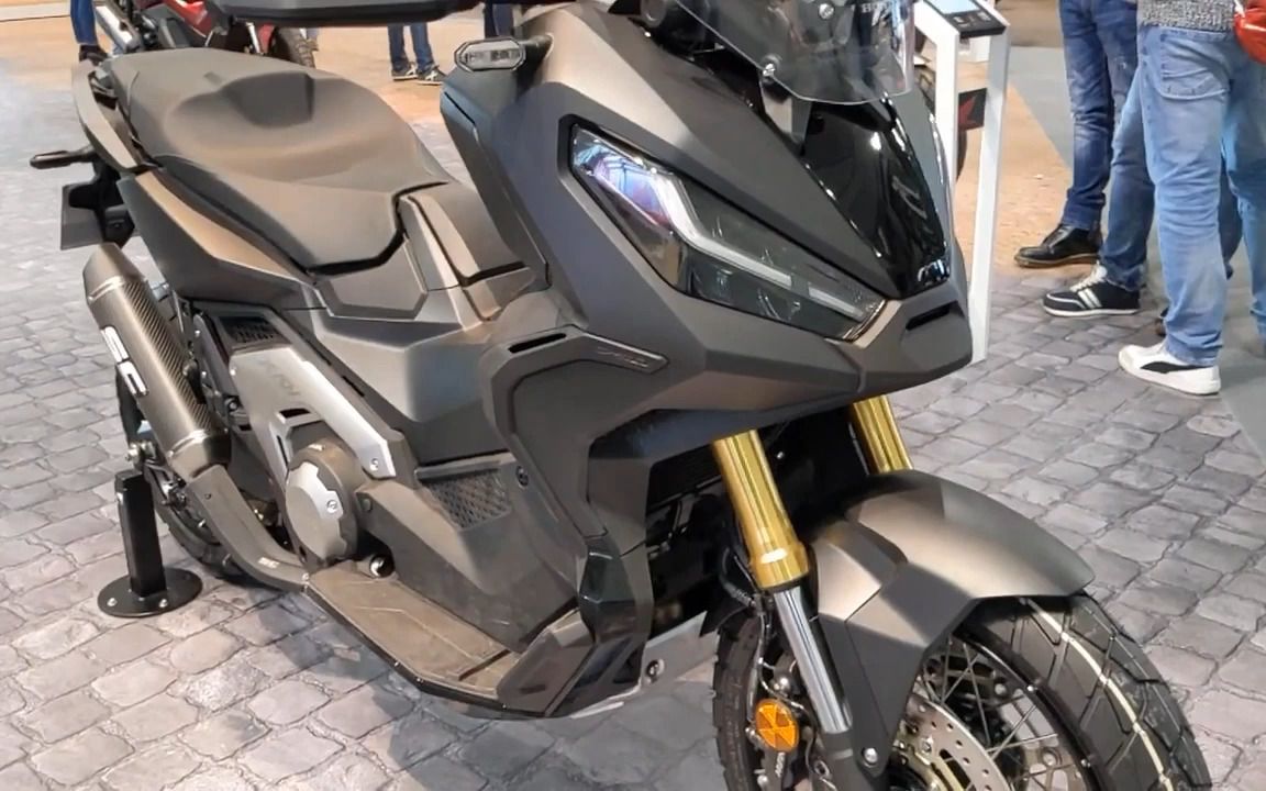 2022年全新本田x-adv 750|最新一代踏板车