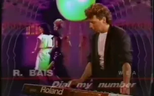 Video herunterladen: 80年代伊泰洛：Romano Bais 罗曼拜斯 - 快拨我号码 Dial My Number 1985