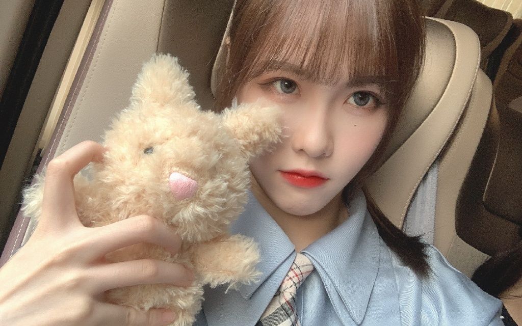 snh48 歆璐 "无论以各种方式告别,都对不起初见.