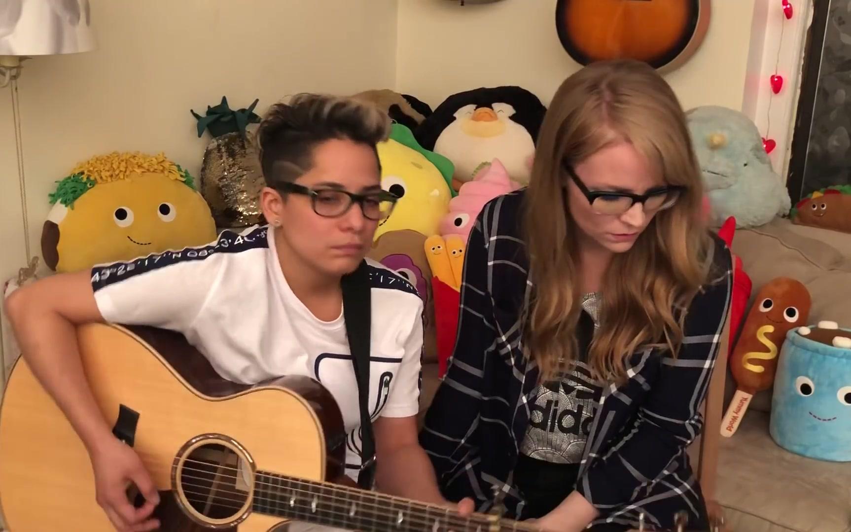 [图]【Vicci Martinez & Emily Tarver】You Make It Easy