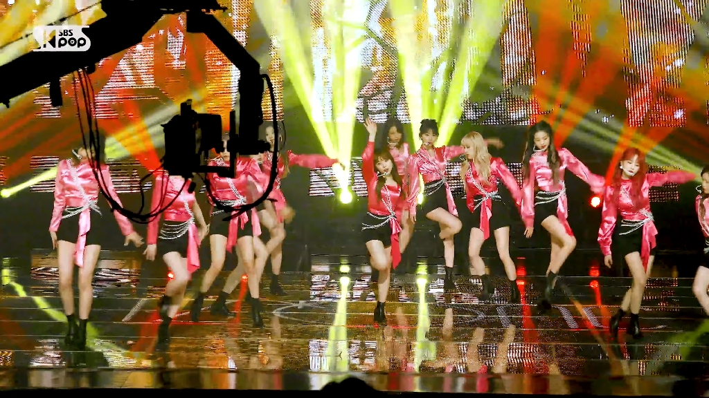 izone - 幻想童话