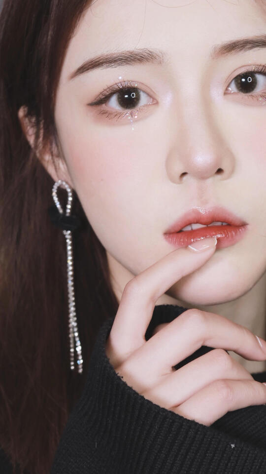 嫩嫩的仙女落泪妆78看了都说我见犹怜