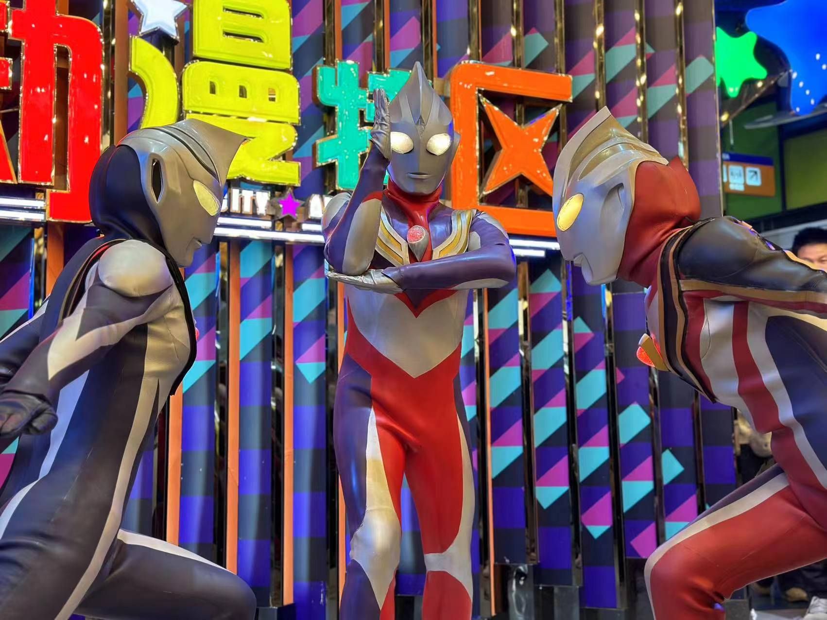 当"平成四杰"缺少了戴拿奥特曼,奥特曼对波