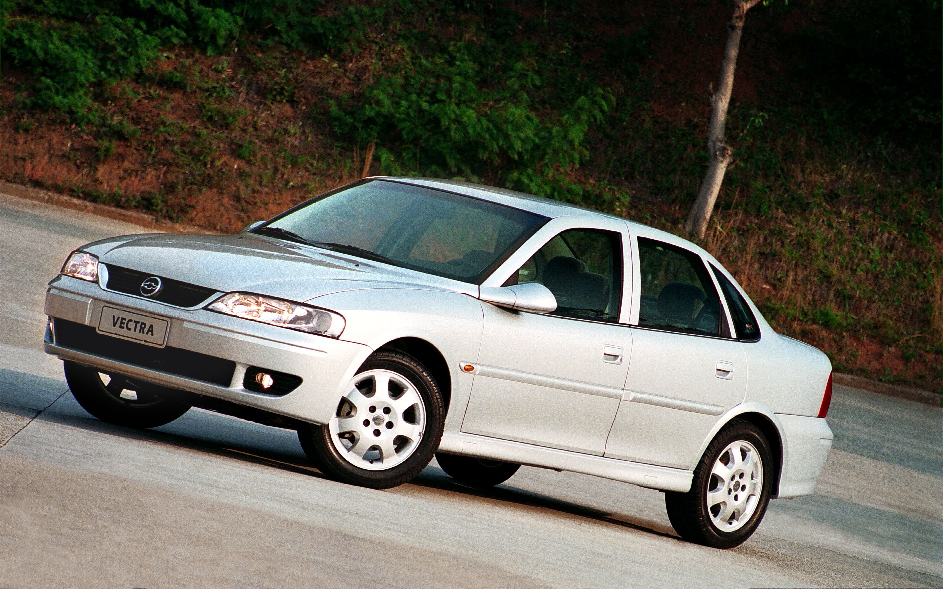 【720p】2000年雪佛兰威达(vectra【b】)电视广告