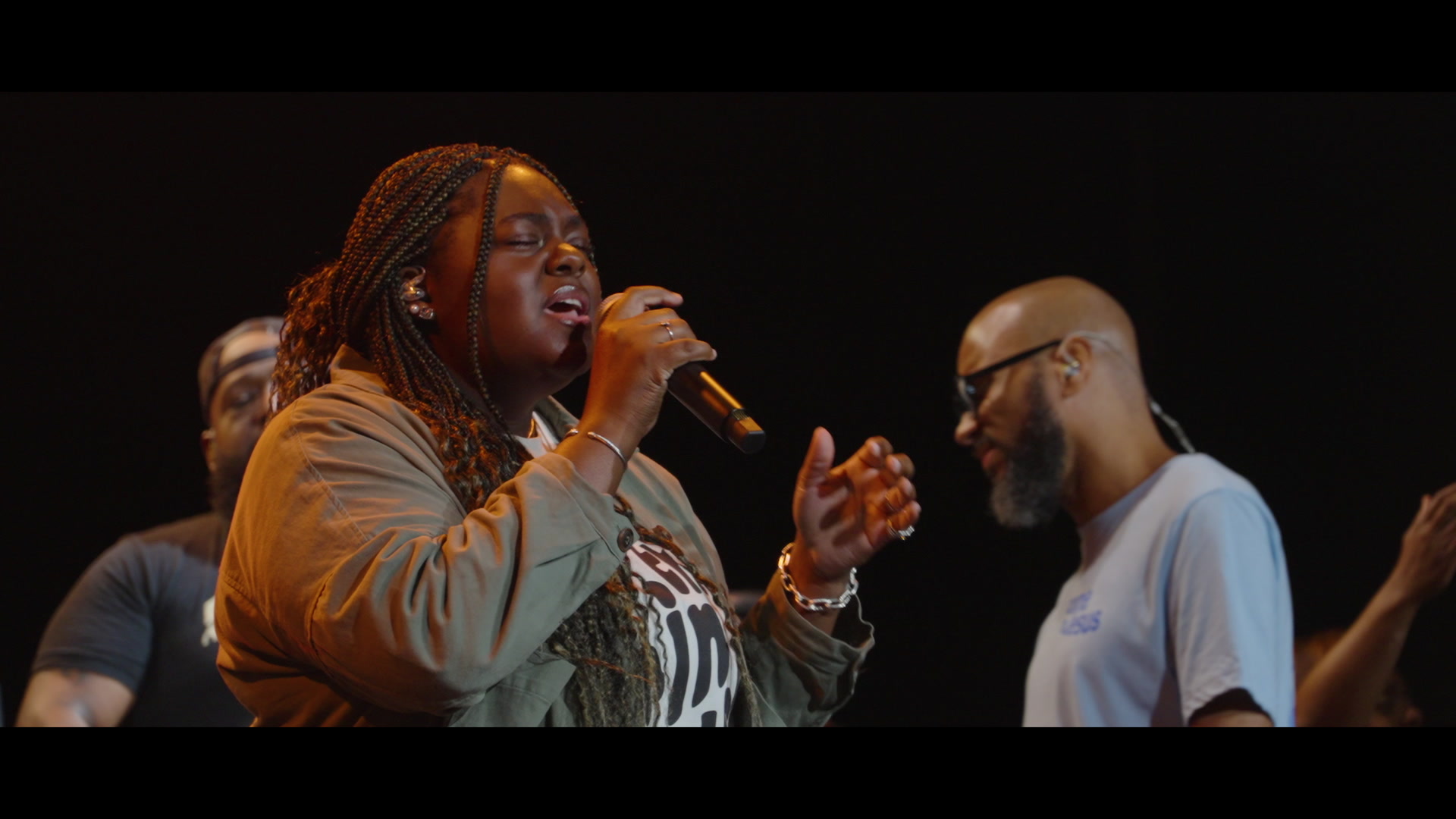 fresh fire-sanctuary worship,keilah murphy,danielle munizzi