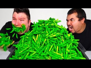 马特ⷮŠ斯托尼 (Matt Stonie) 的 10,000 卡路里 EXTREME ZOMBIE NITRO Takis Fuego 挑战哔哩哔哩bilibili