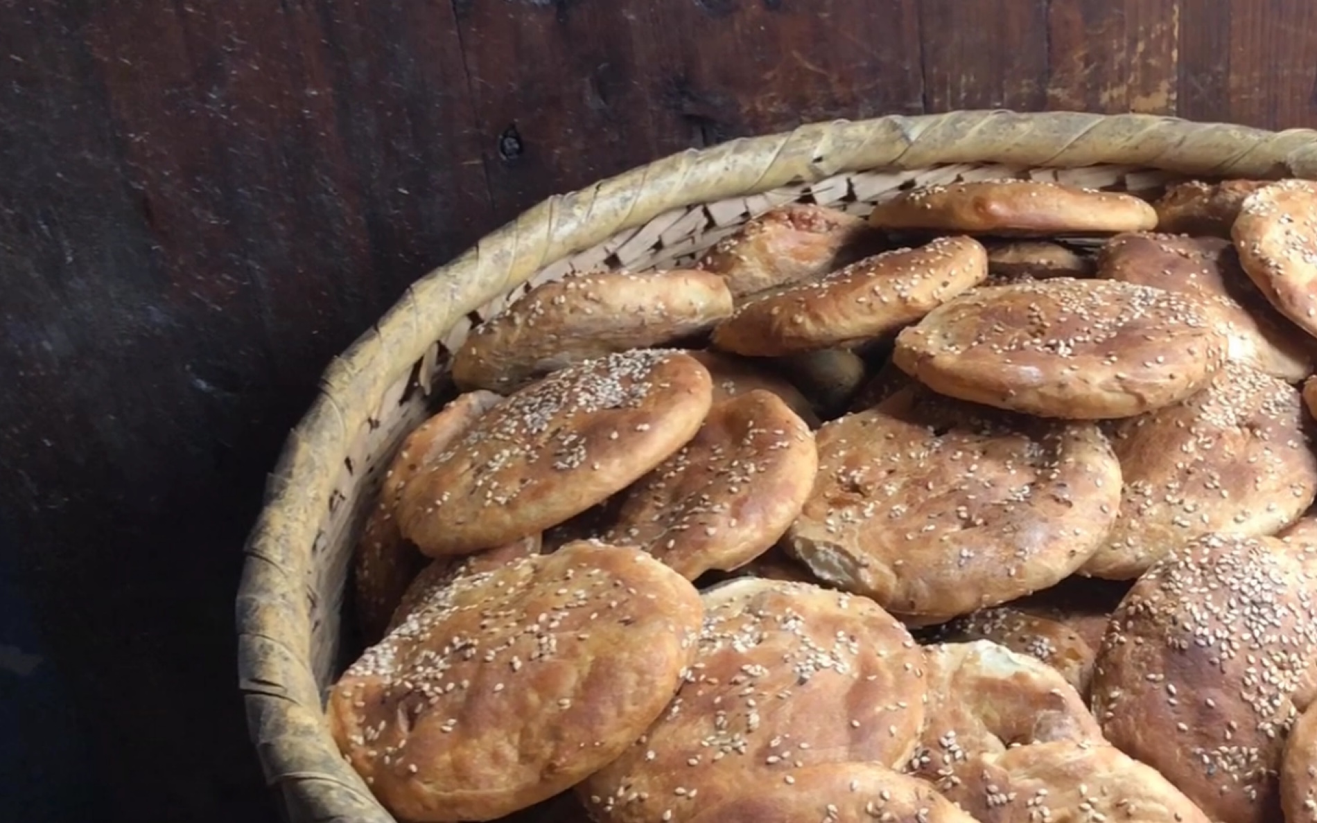 美食#常宁白沙古镇/古法烧饼/酿豆腐/红薯烤酒!