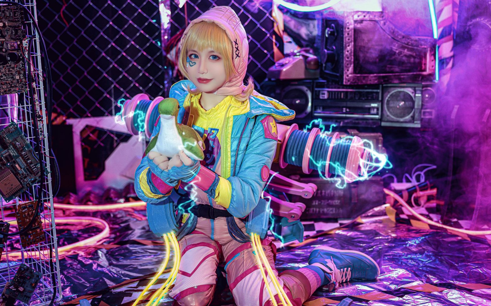 apexcos79电妹79还有什么比送给心爱的人一个电击更好的礼物呢