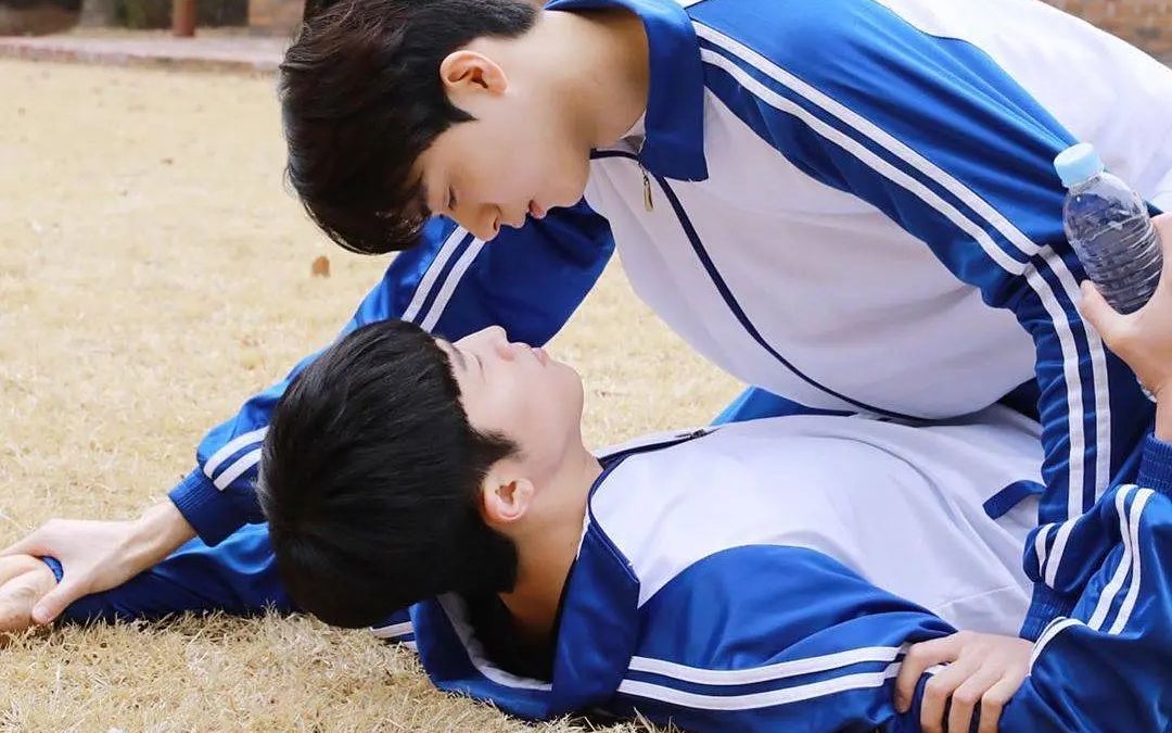 【你的目光所及之处】kiss and cry | | 姜国x韩泰周