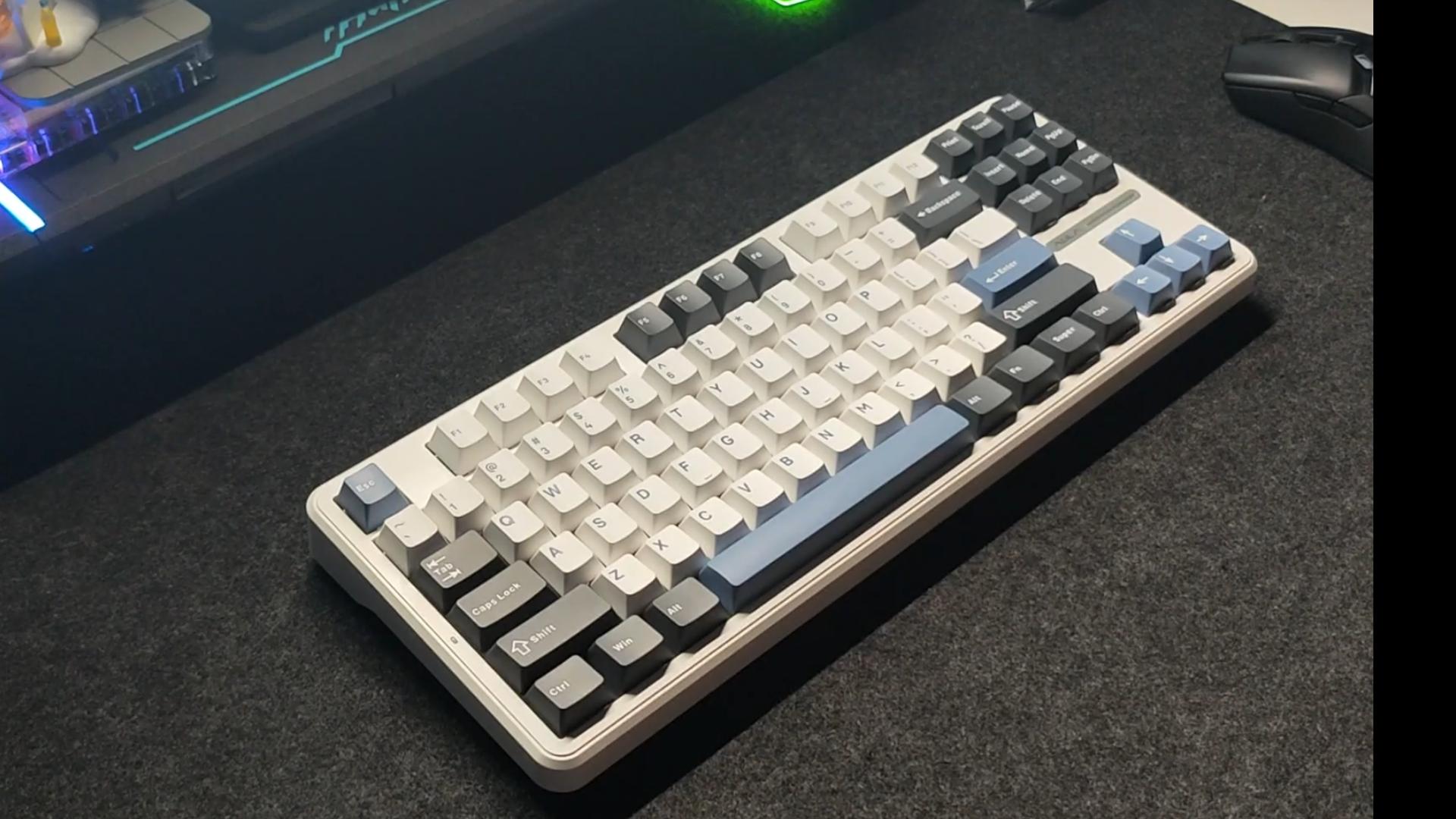 (roll)199元买的一把狼蛛f87三模机械键盘,到底值不值?