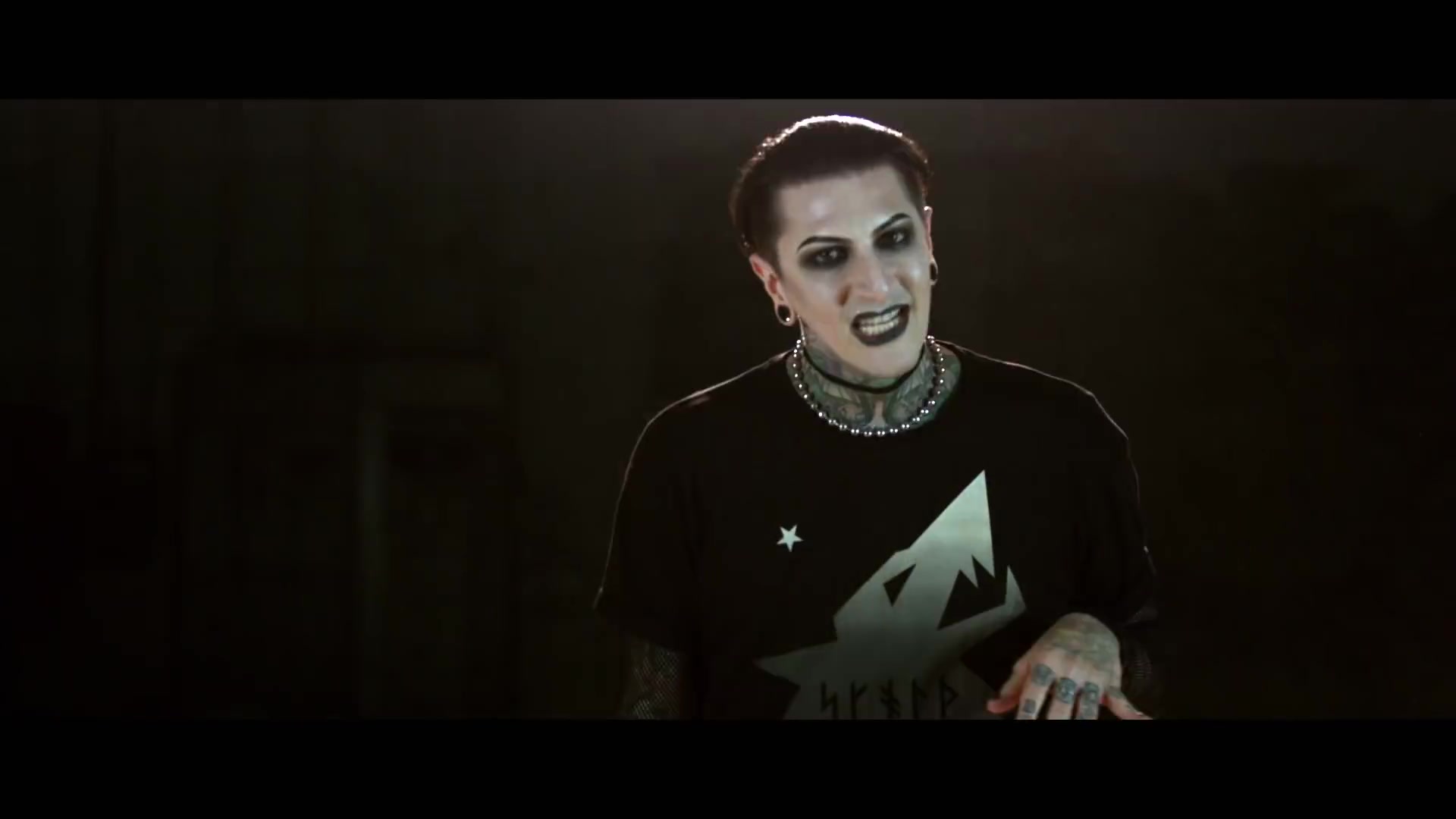 另类摇滚Motionless in White  Disguise [OFFICIAL VIDEO]哔哩哔哩bilibili