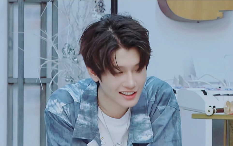 【花少北】小声哼唱也太可爱了