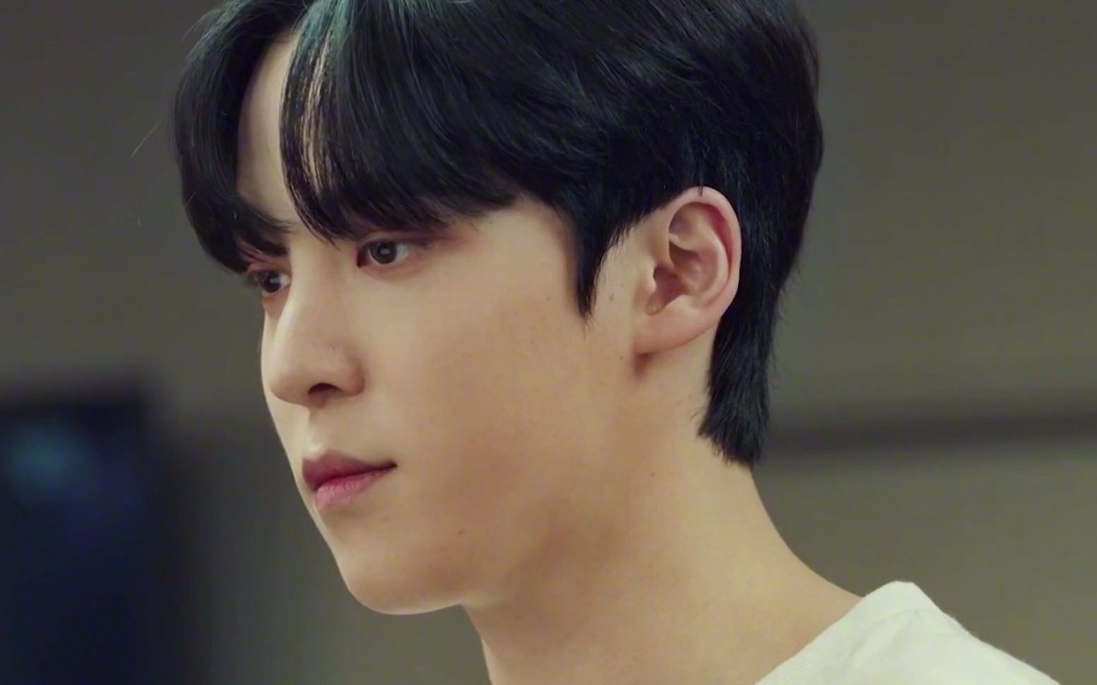 韩剧《模仿》第七集女孩努力8年练唱歌跳舞,终于可以登上舞台