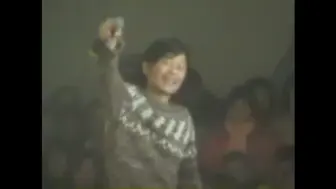 Descargar video: 王杰 2006年湖北仙桃演出