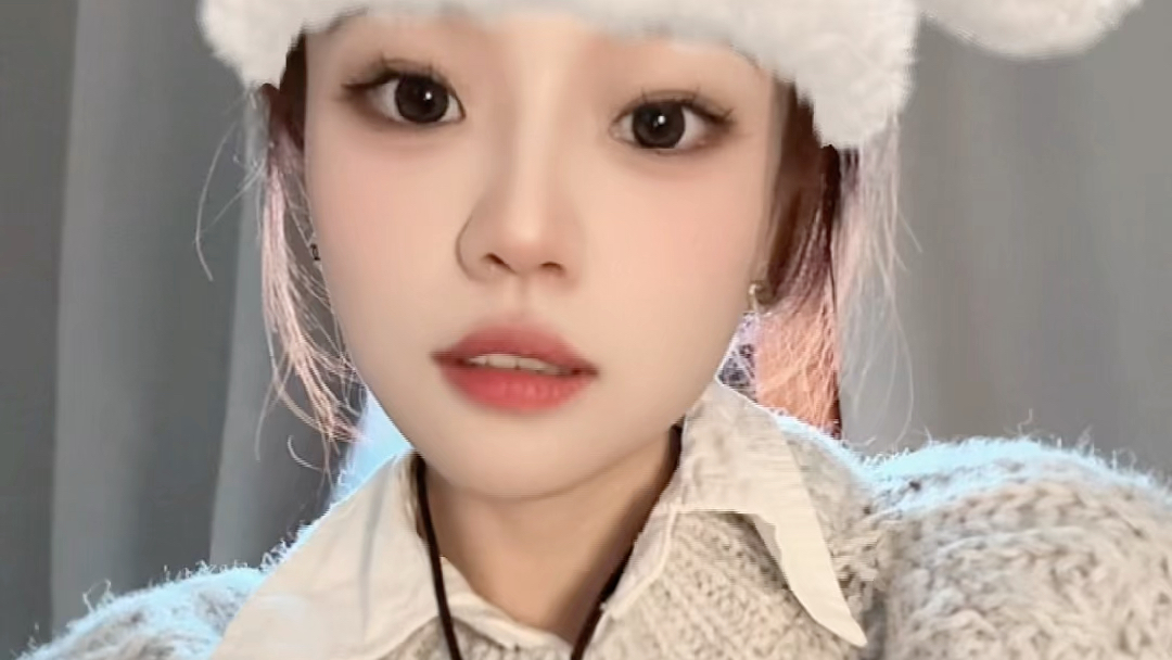 【金泰亨女朋友呀呀呀】最新视频来袭,快来看看吧!