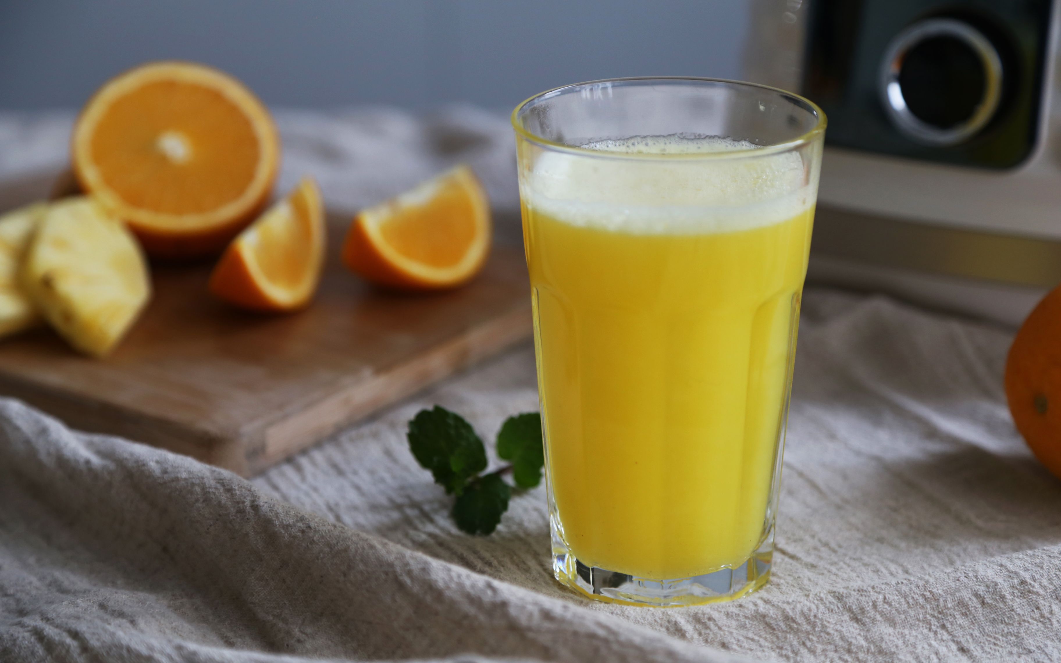 香橙凤梨思慕雪