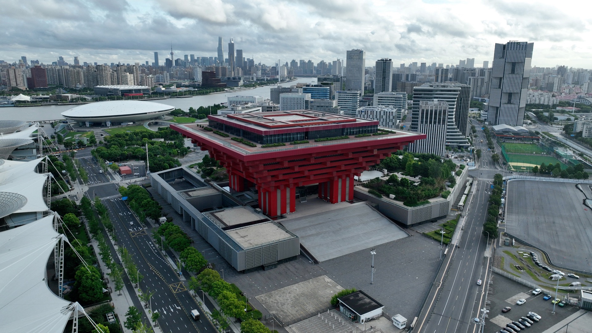 位于上海市浦东新区上南路的中华艺术宫,就是之前在90民94场西北