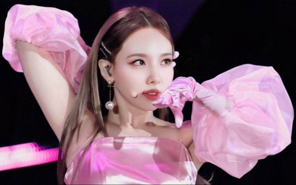 林娜琏(twice)—feel special 191004