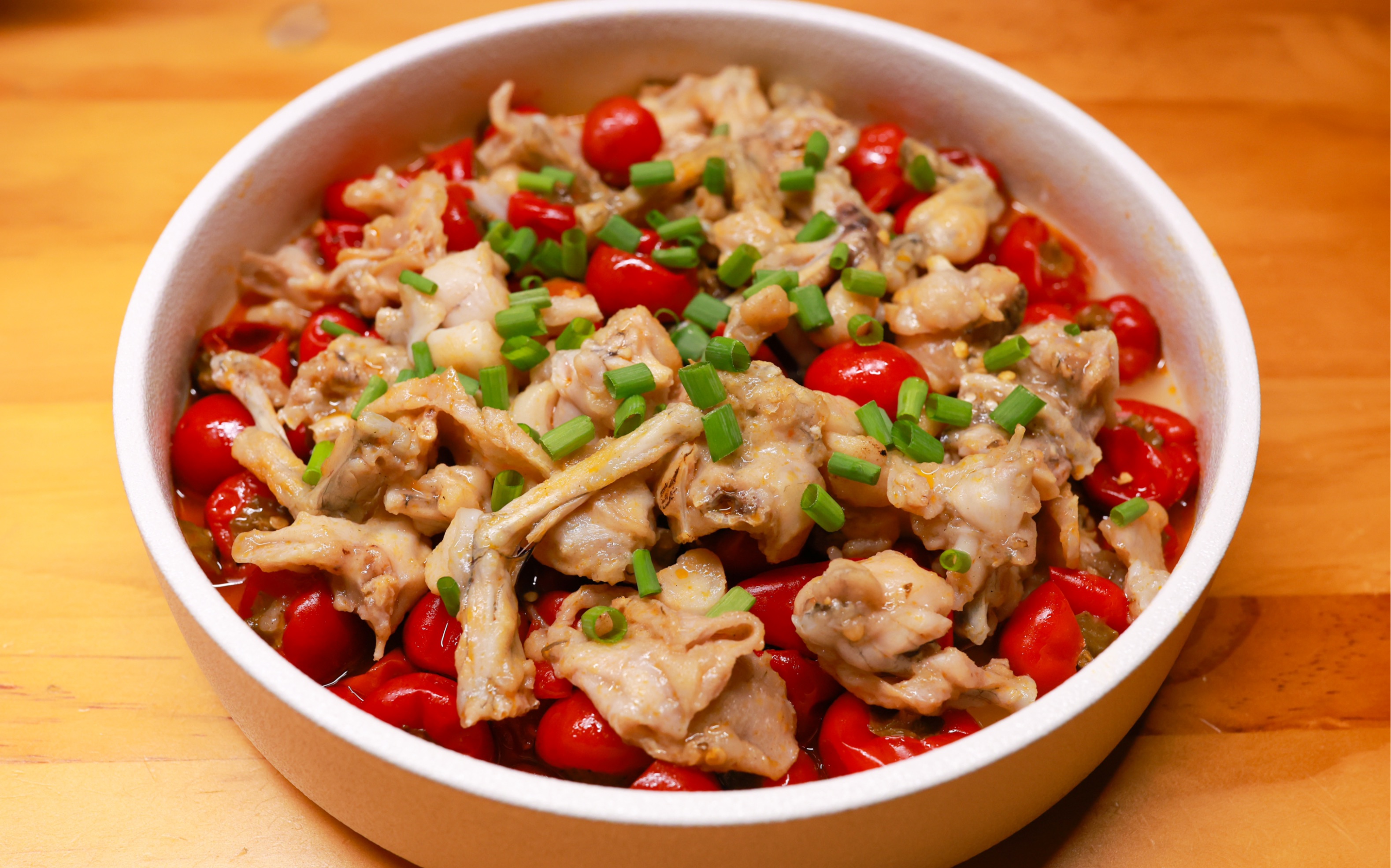 今日夜宵餐——泡椒牛蛙