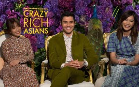 [图]Crazy Rich Asians: Henry Golding, Constance Wu and Gemma Chan (Full Interview)