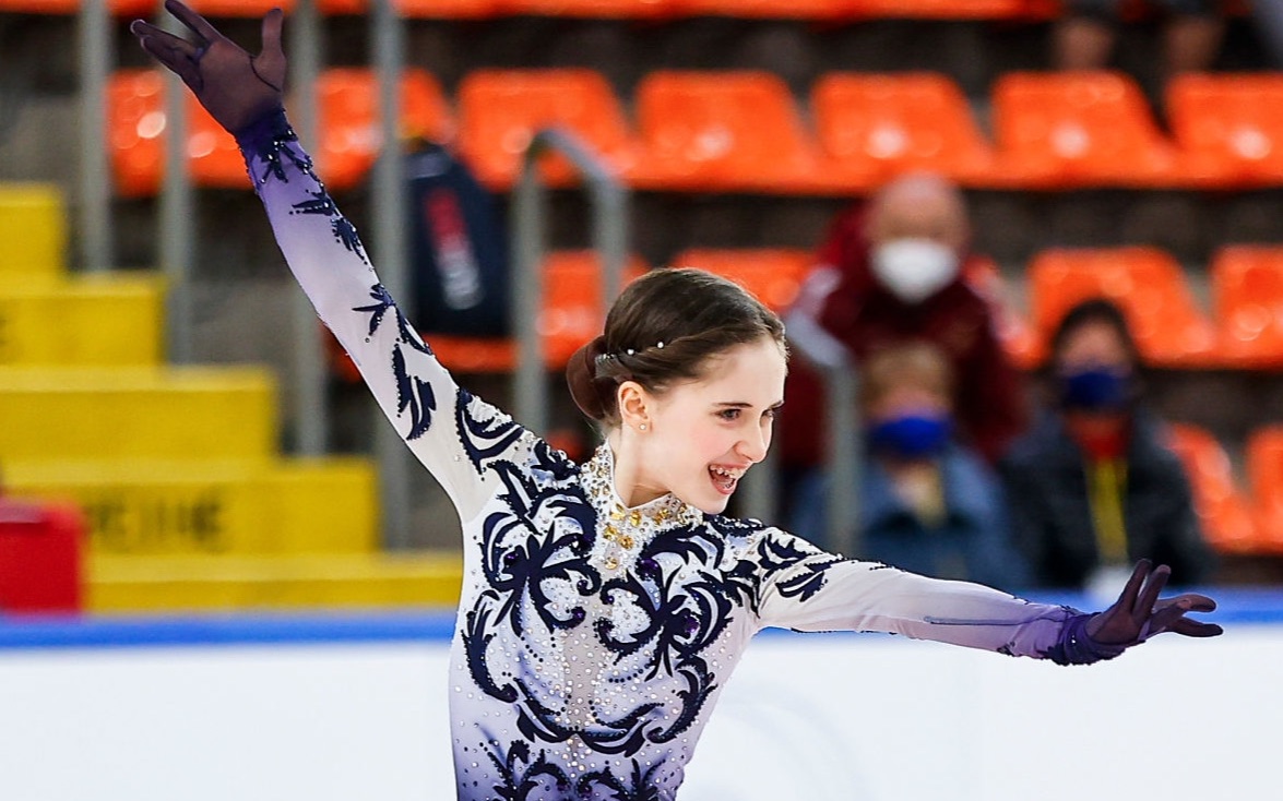 【21-22】伊莎贝获得亚军 isabeau levito(136.