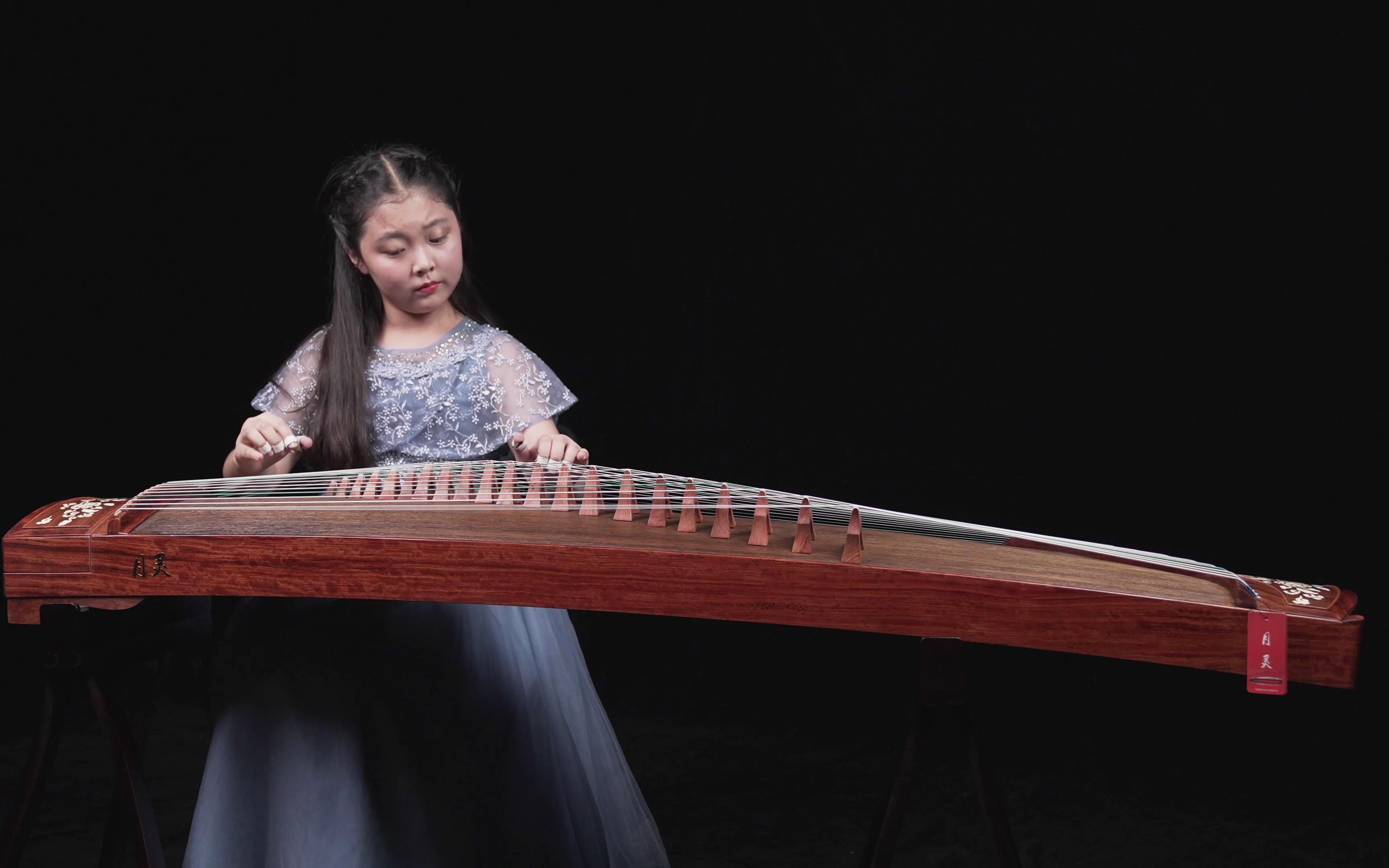 【月灵古筝】10岁女孩 演奏级曲目《逐日》 月灵古筝501灿烂花海 性价
