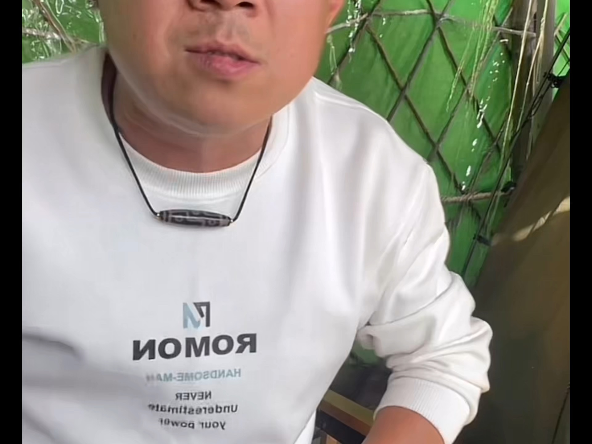 安 哥:聊自媒体如何选房车,2024年5月