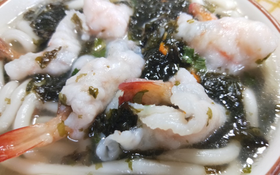 鲜到极致~紫菜虾片汤,汤鲜味美,爽嫩弹牙,一口爱上