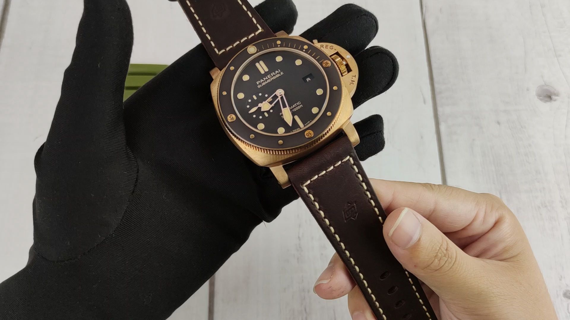 最新推出的青铜表,沛纳海968开箱实拍测评讲解_哔哩哔哩_bilibili