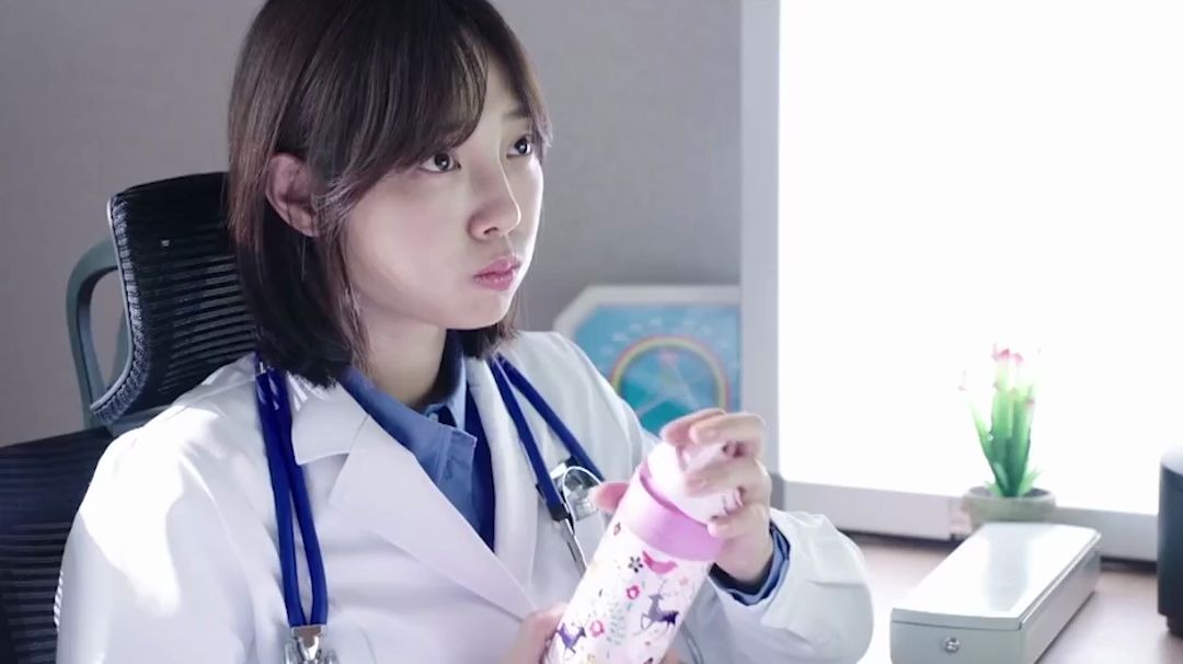 外科风云:妇女打骂白百何,没想到白百何这么做,太解气了!