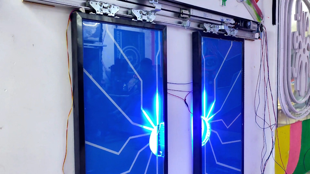 调试,科技自动门网红门 掌纹门