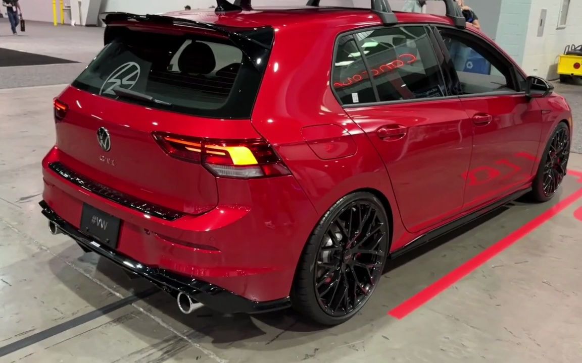 2023款大众高尔夫gti-令人着迷的小钢炮-沉浸式体验