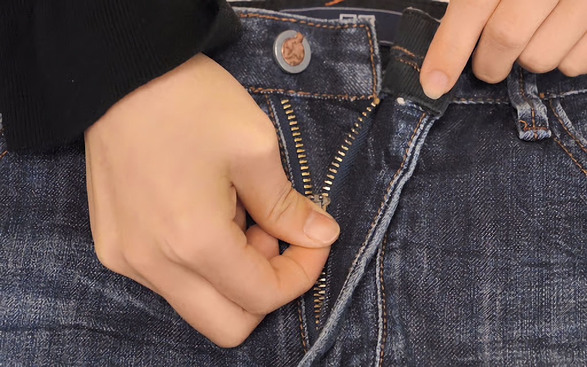 裤子拉链开了还不知道?