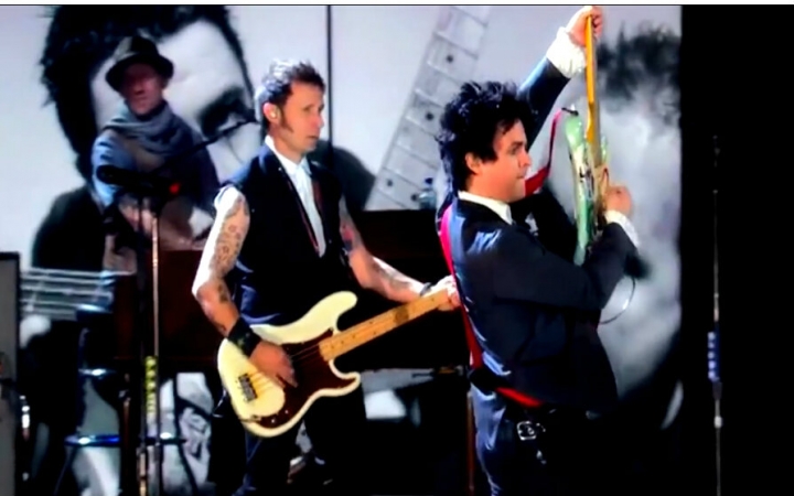 [图]【GREEN DAY】 - When I Come Around &Basket Case [Live] 油管直