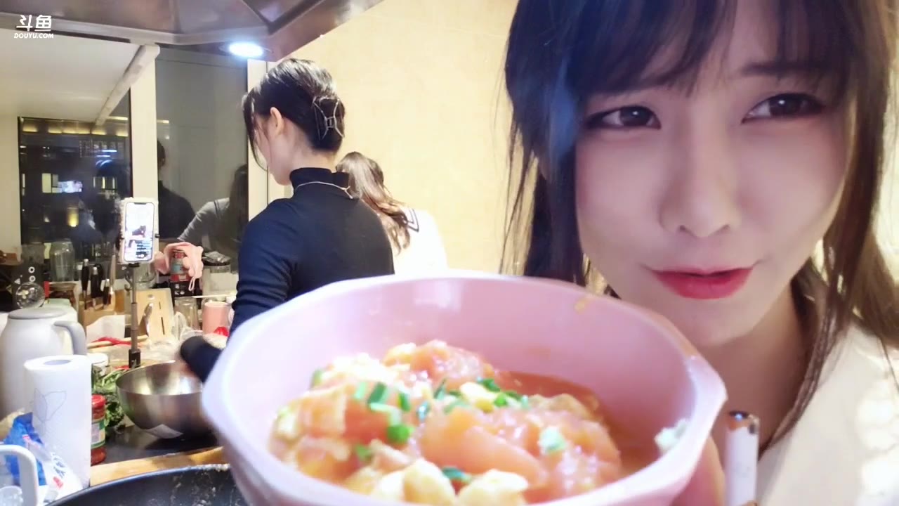 活动作品双人激光雨叶知秋狐狸酱大魔王梅佳妮20200103厨房环节安徽女