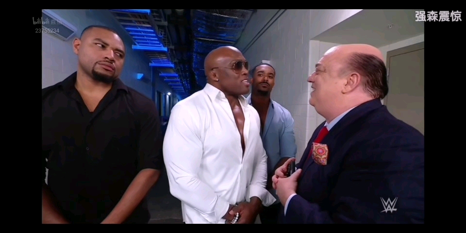 wwe保罗海曼找莱斯利搭档