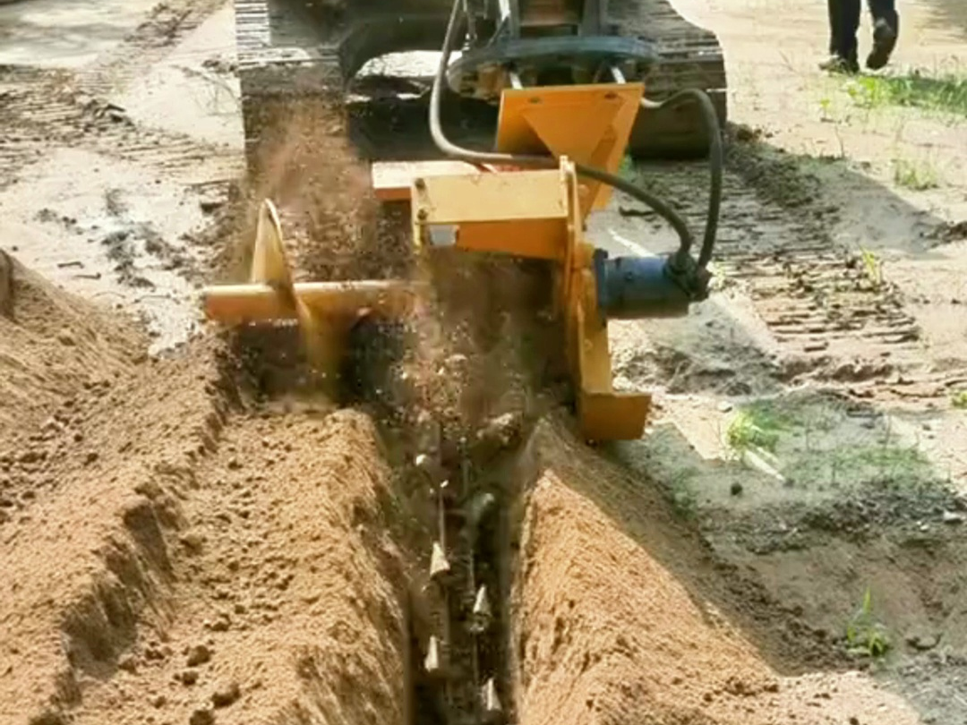 建筑工程挖掘机开沟机 链条岩石圆盘开槽机不伤路面 挖机属具开沟 小型路面挖机开沟机 挖掘机工程开沟器 新型40厘米开沟机械设备哔哩哔哩bilibili