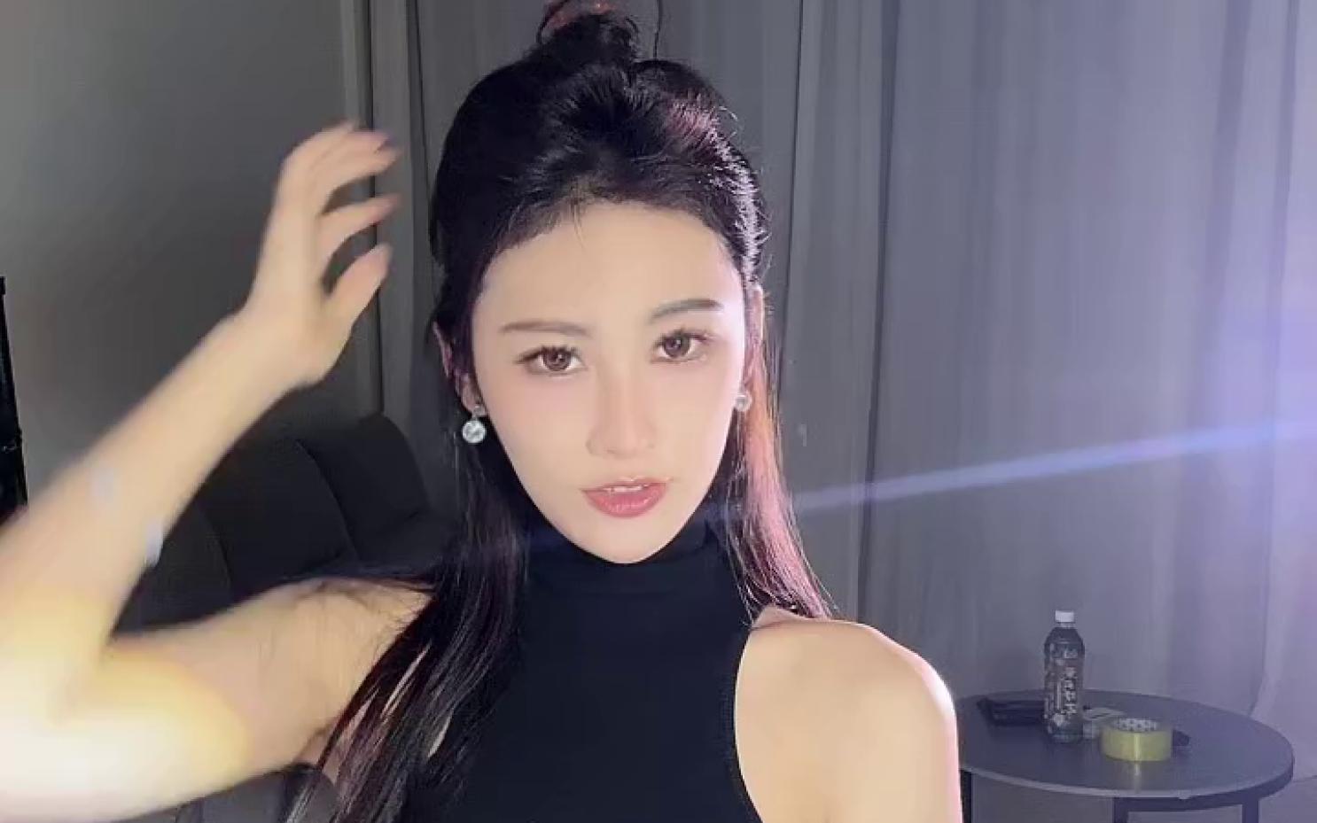 车展雨桐-2024-07-10