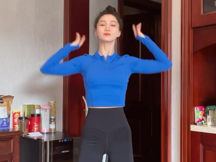 曼小小曼美丽芭蕾跟练版
