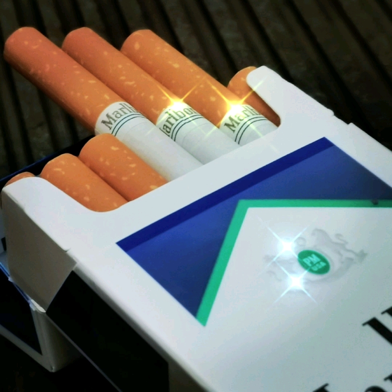 美税老火醇蓝万宝路100smarlboro