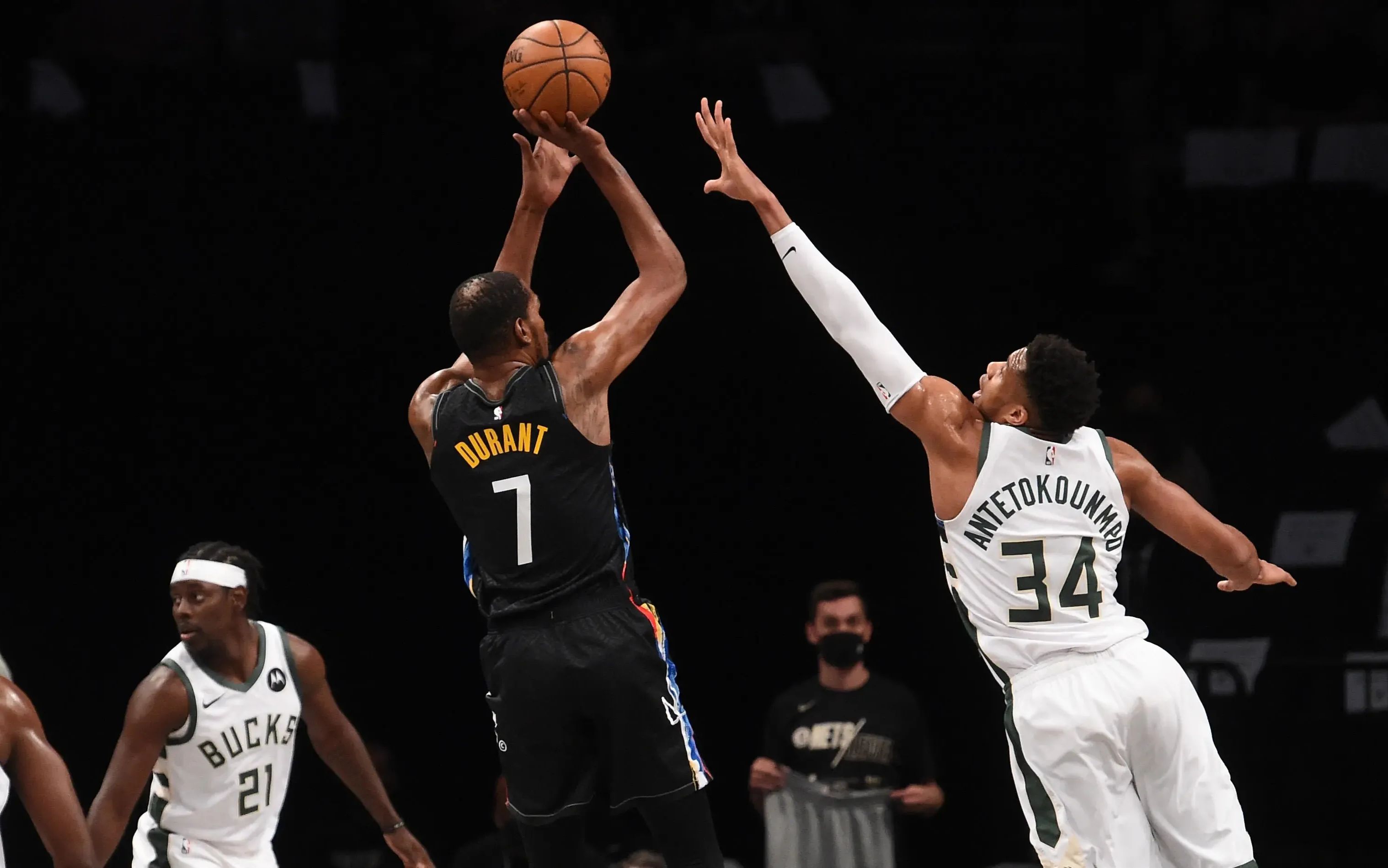 2022赛季nba常规赛 篮网vs雄鹿 第四节